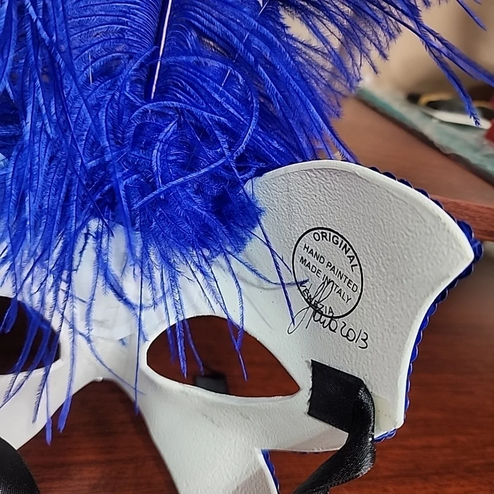 Pier 1 Italian Womens Masquerade Mask... signed 2013